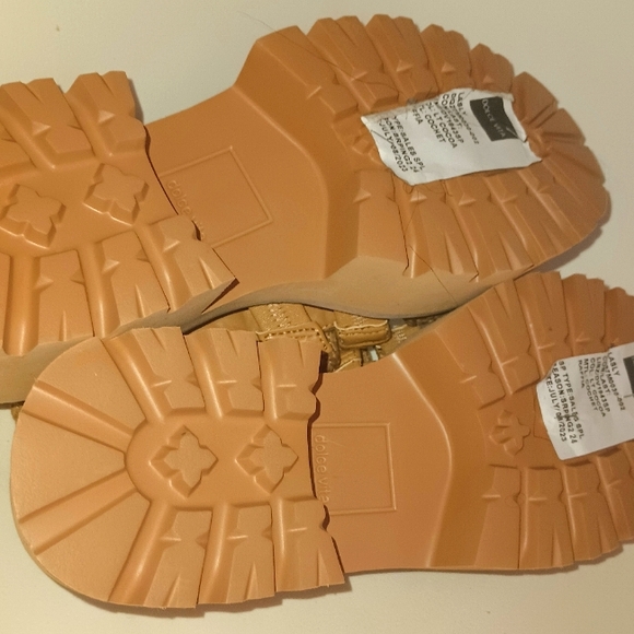 Steve Madden Tan Espadrille Sandals - Picture 7 of 8